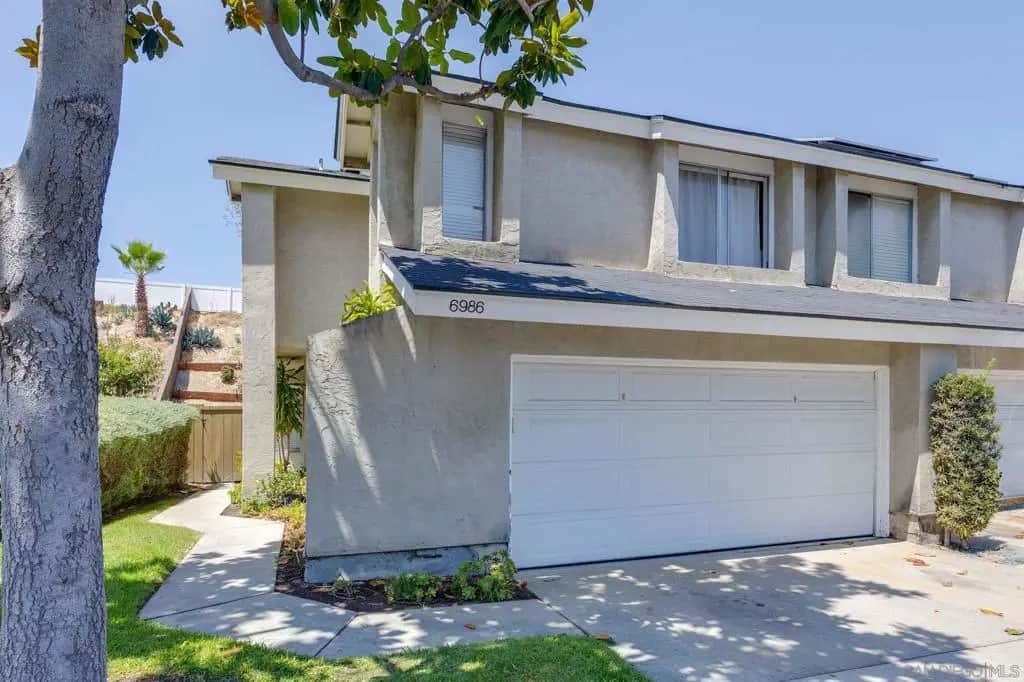 6986 Pembridge Lane, San Diego, CA — listing photo 1