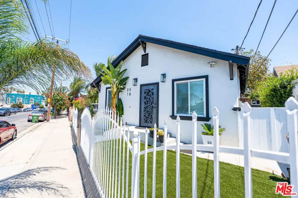 2016 10th Avenue, Los Angeles, CA — listing photo 1