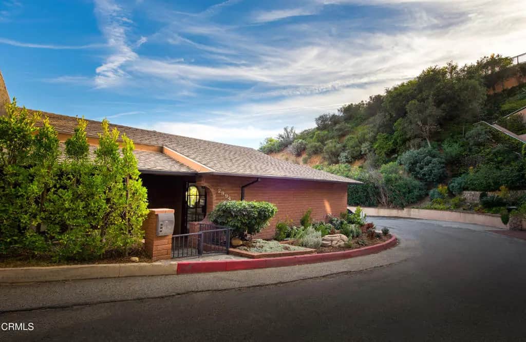 2994 Durand Drive, Los Angeles, CA — listing photo 1