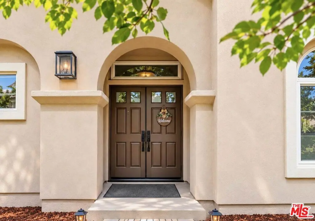 10884 Kimball Place, Tustin, CA — listing photo 1