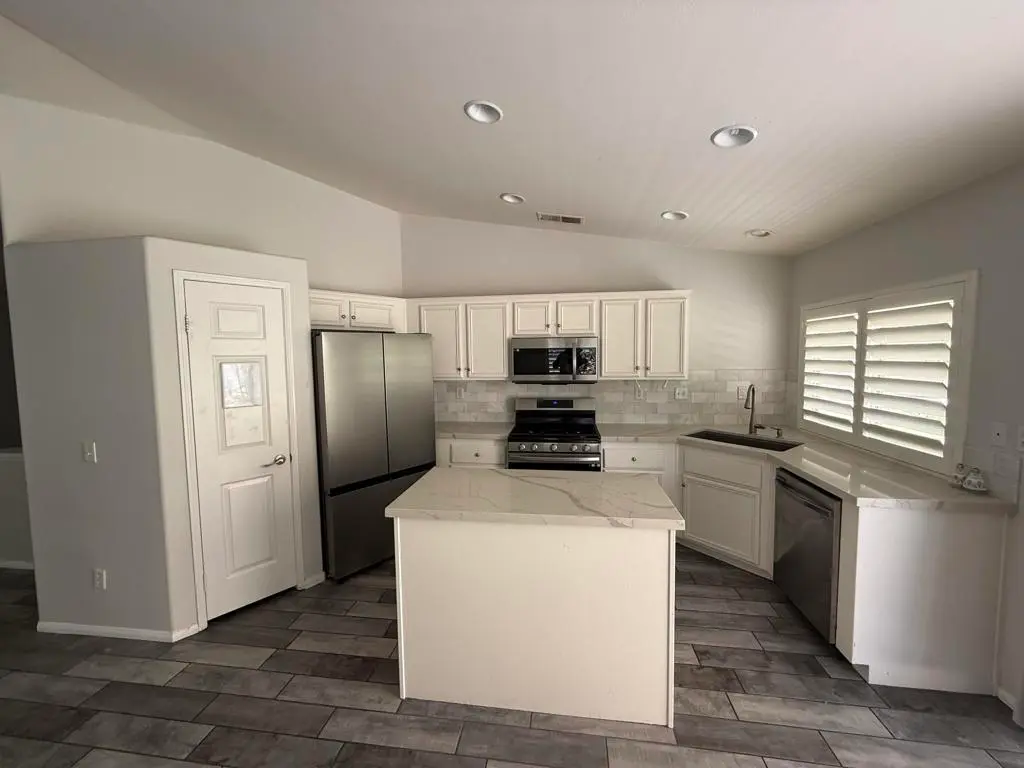 45925 La Flor Lane, La Quinta, CA — listing photo 1