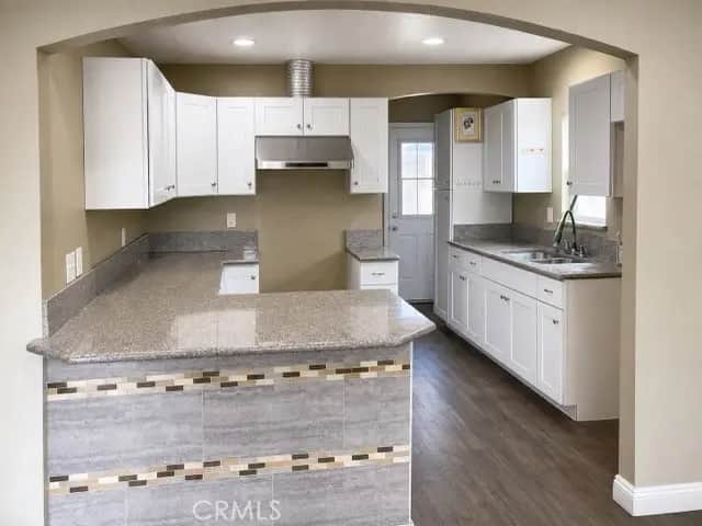 344 E 81st Street, Los Angeles, CA — listing photo 1