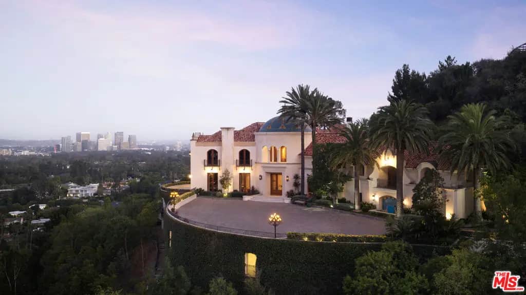 10066 Cielo Drive, Los Angeles, CA — listing photo 1