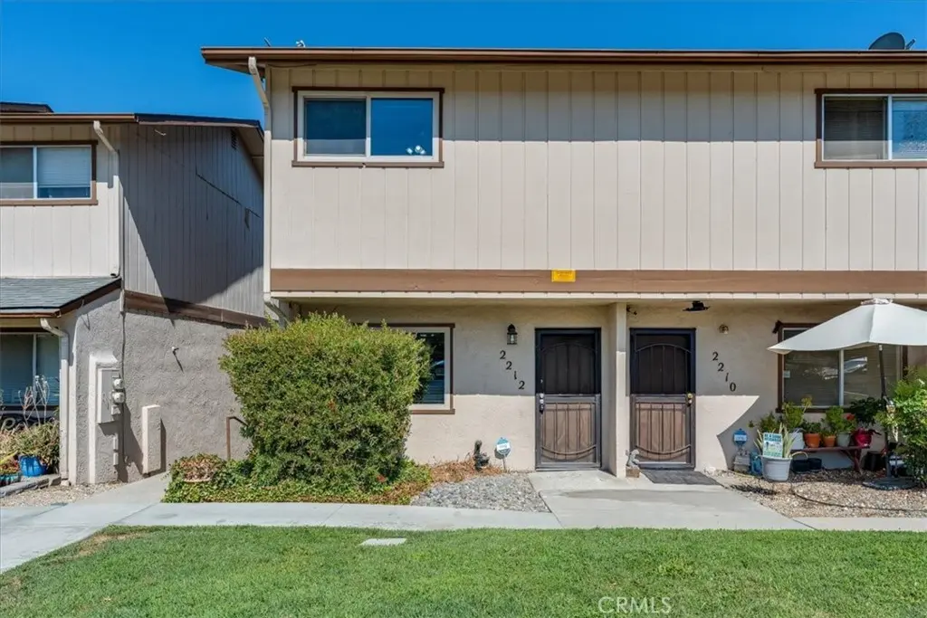 2212 Pine, Paso Robles, CA — listing photo 1