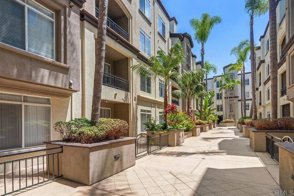 4155 Executive Drive E307, La Jolla, CA — listing photo 1