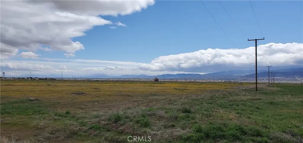 66 Avenue H, Del Sur, CA — listing photo 1