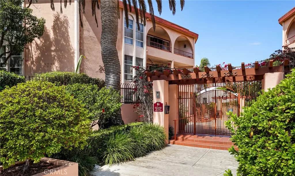 2035 4th street 202C, Santa Monica, CA — listing photo 1