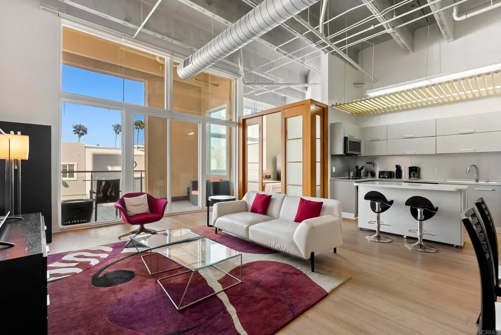 550 Seagaze Drive 12, Oceanside, CA — listing photo 1