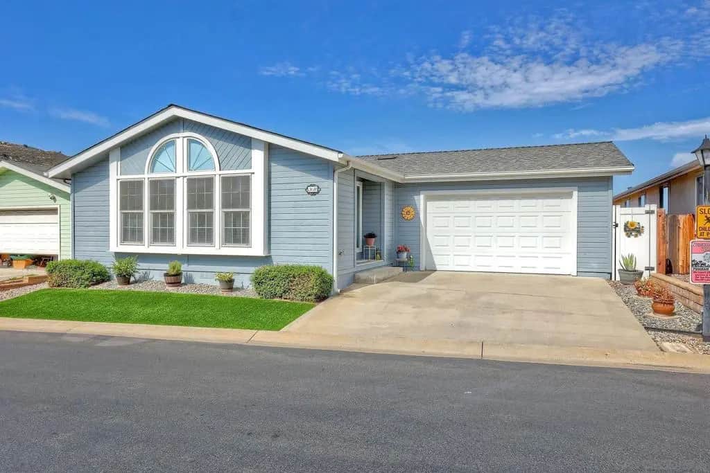 15935 Spring Oaks Road 30, El Cajon, CA — listing photo 1