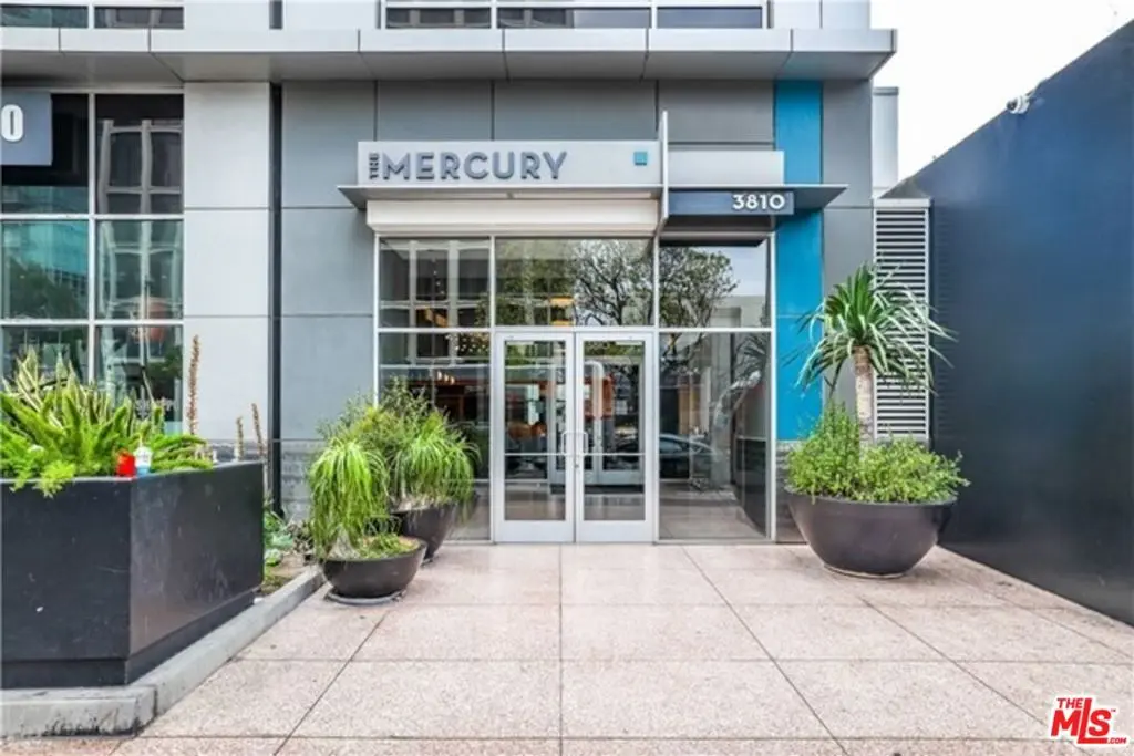 3810 Wilshire Boulevard 1209, Los Angeles, CA — listing photo 1