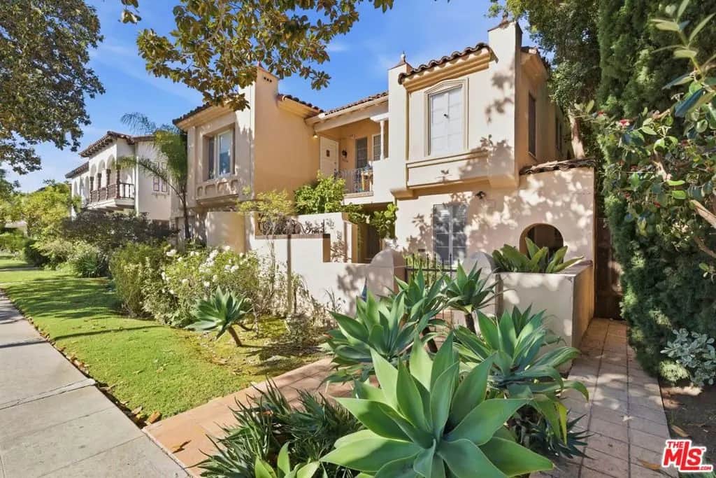 1232 Smithwood Drive, Los Angeles, CA — listing photo 1