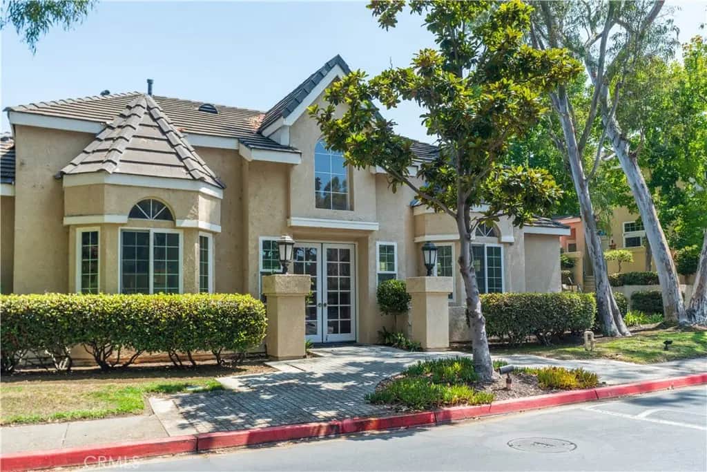 2300 Maple 181, Torrance, CA — listing photo 1