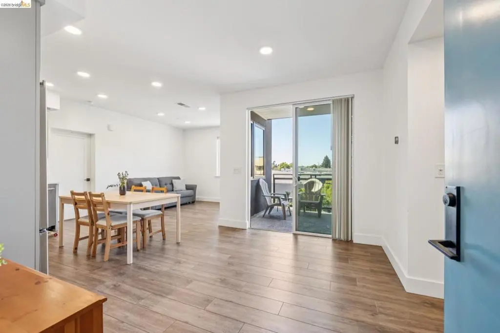 10300 San Pablo Ave 203, El Cerrito, CA — listing photo 1