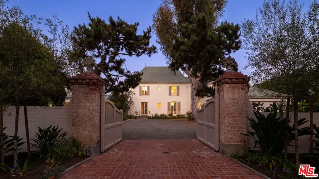 528 Chautauqua Boulevard, Los Angeles, CA — listing photo 1