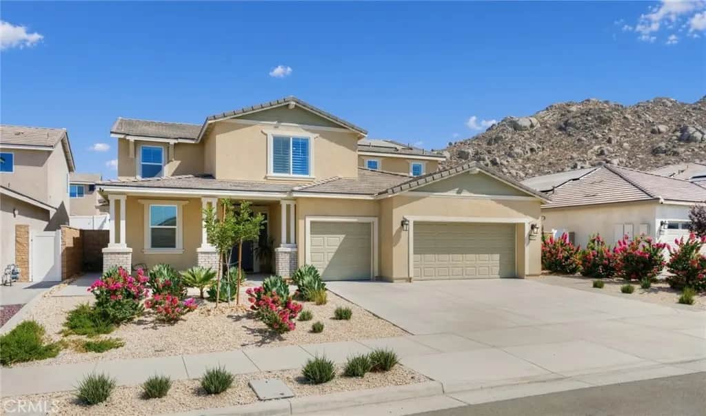 30154 Chamonix, Menifee, CA — listing photo 1