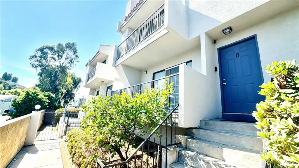 125 S Chandler APT D, Monterey Park, CA — listing photo 1