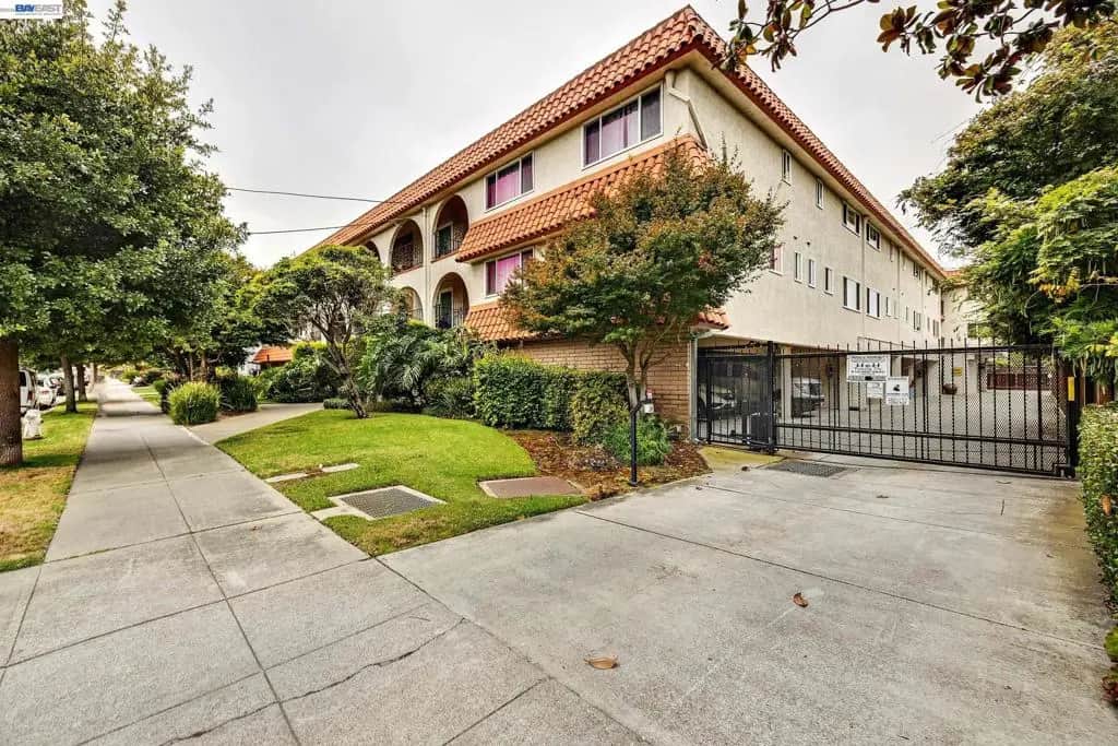 2133 Santa Clara Ave 328, Alameda, CA — listing photo 1