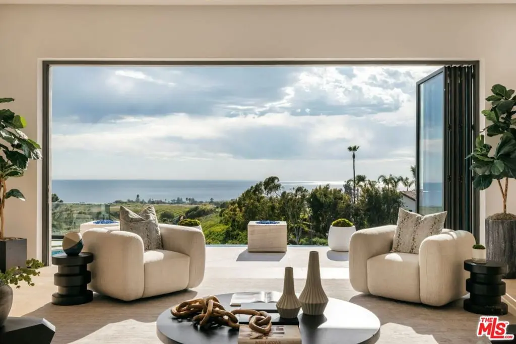 29600 Harvester Road, Malibu, CA — listing photo 1
