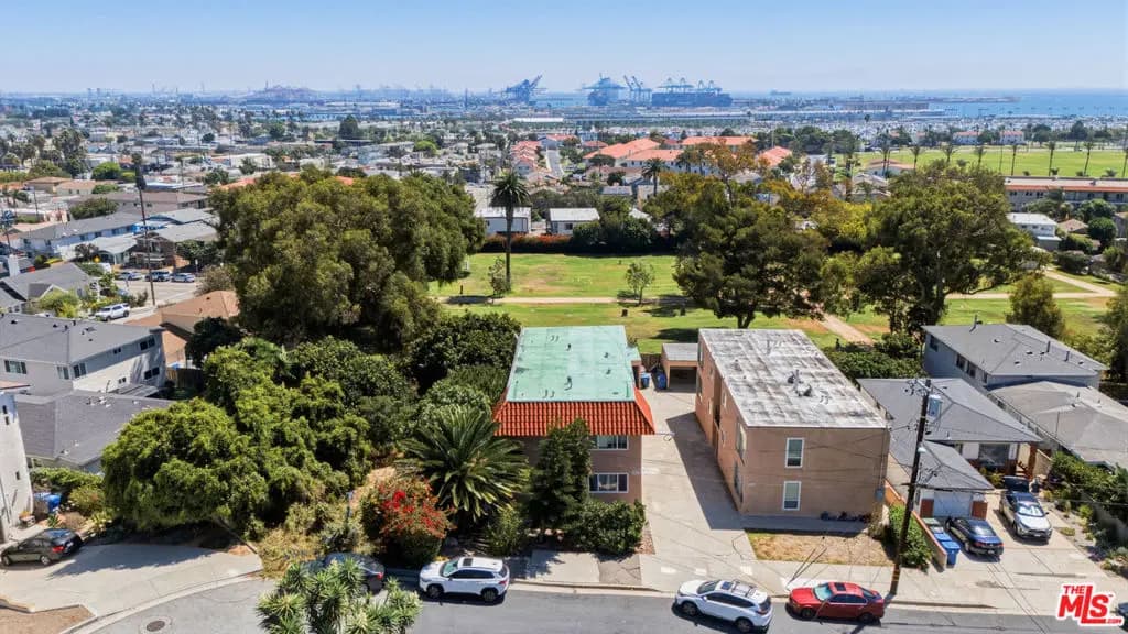 2404 S Carolina Street, San Pedro, CA — listing photo 1