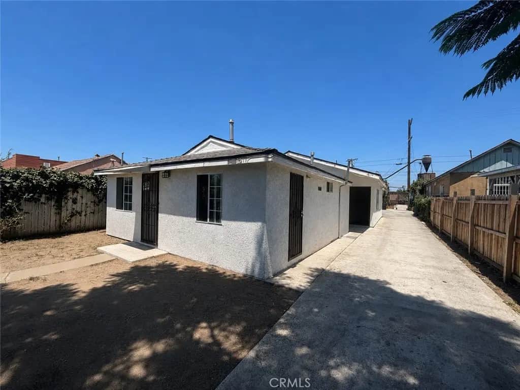 815 E 109th Street, Los Angeles, CA — listing photo 1