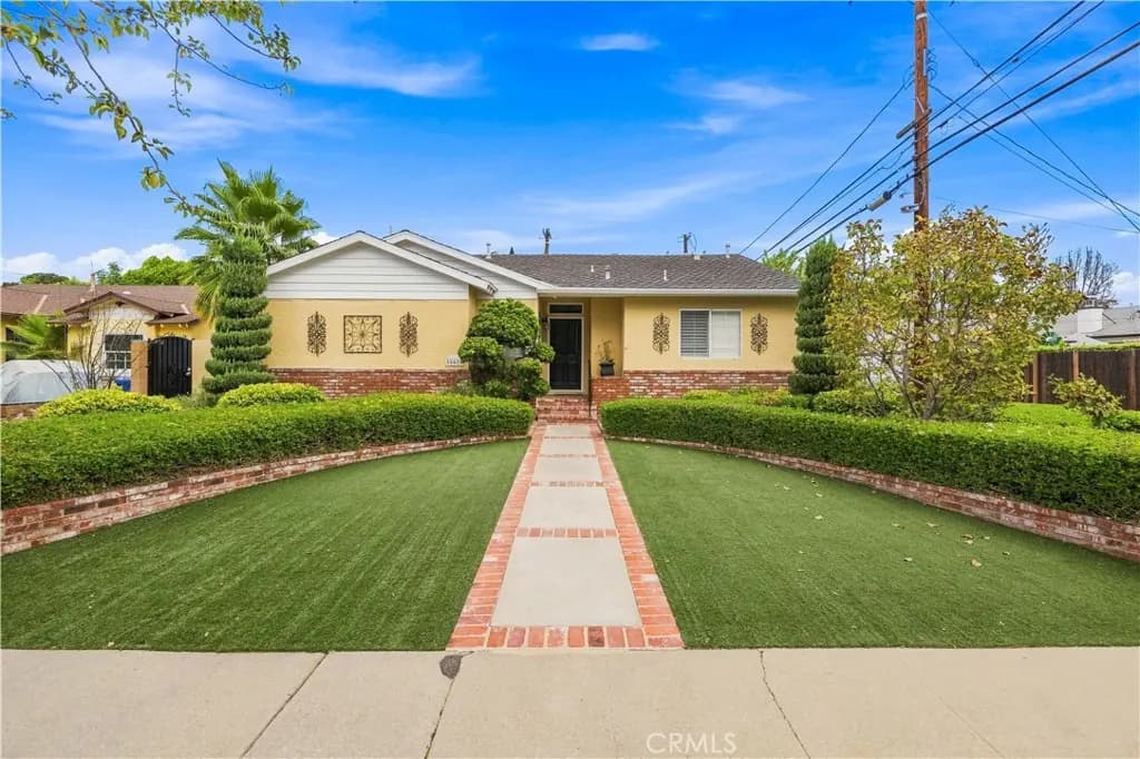 16615 Tupper Street, North Hills, CA — listing photo 1
