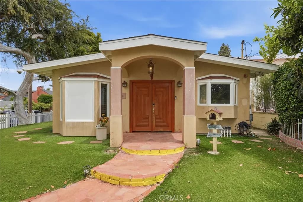 926 N Rowell Avenue, Manhattan Beach, CA — listing photo 1