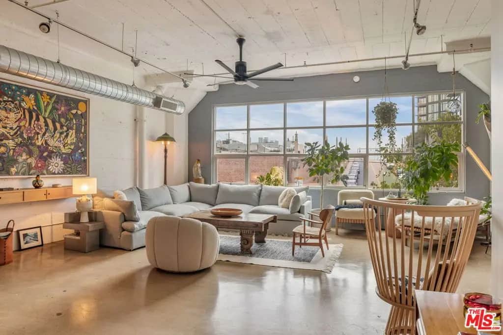 530 Molino Street 213, Los Angeles, CA — listing photo 1