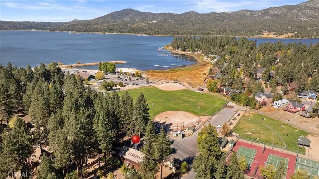 341 Jeffries, Big Bear Lake, CA — listing photo 1