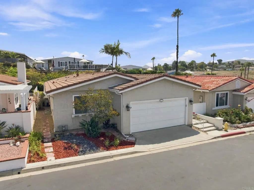 2010 W San Marcos Boulevard 27, San Marcos, CA — listing photo 1