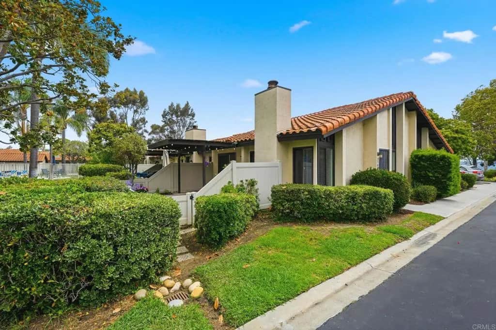 2168 Valleydale Lane, Encinitas, CA — listing photo 1