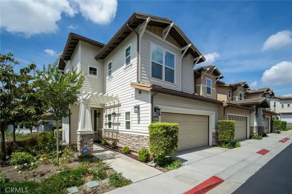 3877 Par, Yorba Linda, CA — listing photo 1