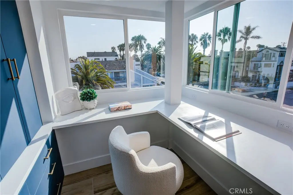 227 18th Street, Huntington Beach, CA — listing photo 1