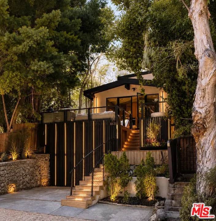 8631 Lookout Mountain Avenue, Los Angeles, CA — listing photo 1