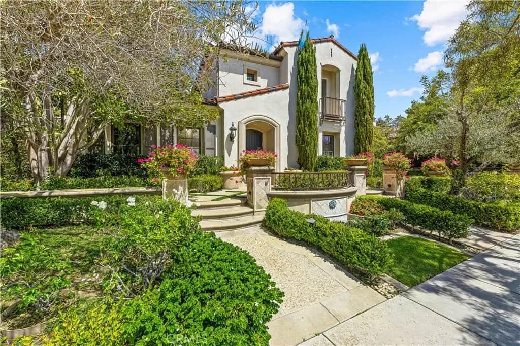 28 Blue Summit, Irvine, CA — listing photo 1