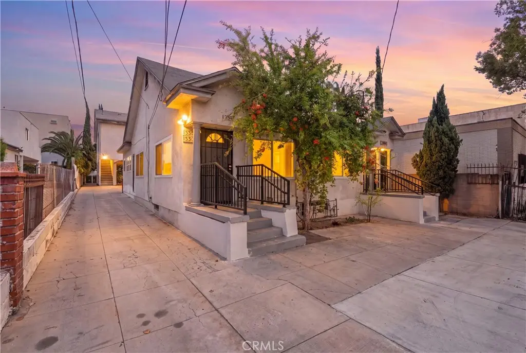 1530 N Mariposa, Hollywood, CA — listing photo 1