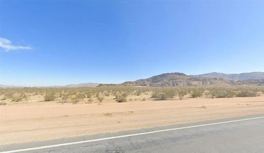11883 Hamiliton Road, Apple Valley, CA — listing photo 1