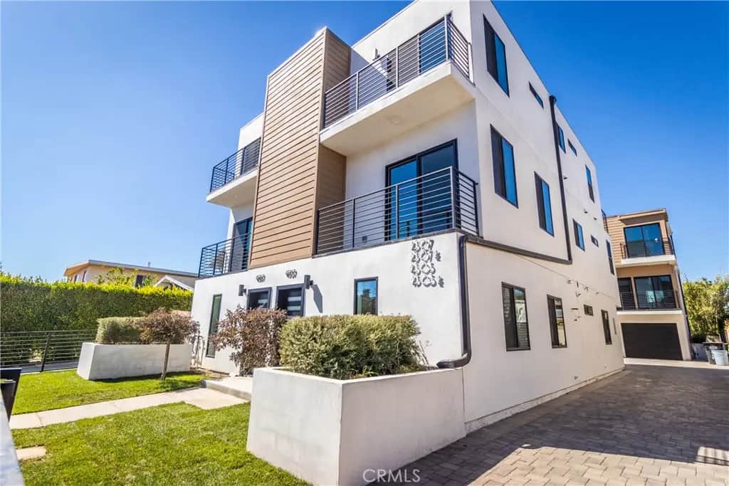 4505 W 18 Street, Los Angeles, CA — listing photo 1