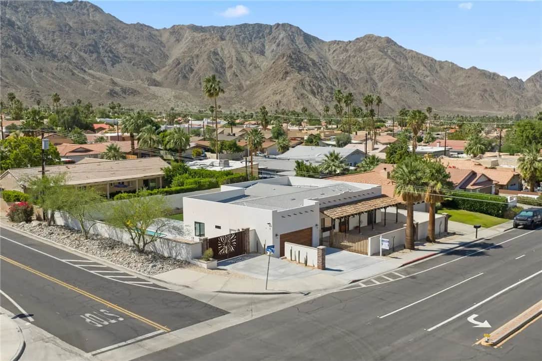 54217 Eisenhower, La Quinta, CA — listing photo 1