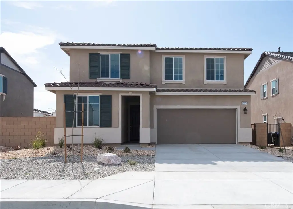 12574 Hanna Court, Victorville, CA — listing photo 1