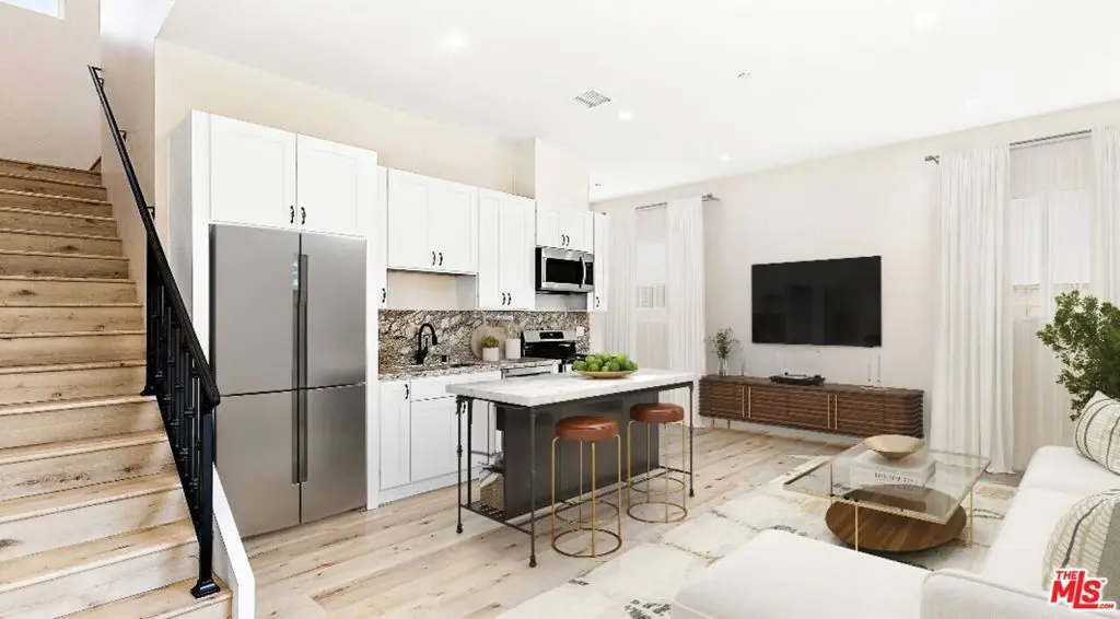 16698 Moorpark Street, Los Angeles, CA — listing photo 1