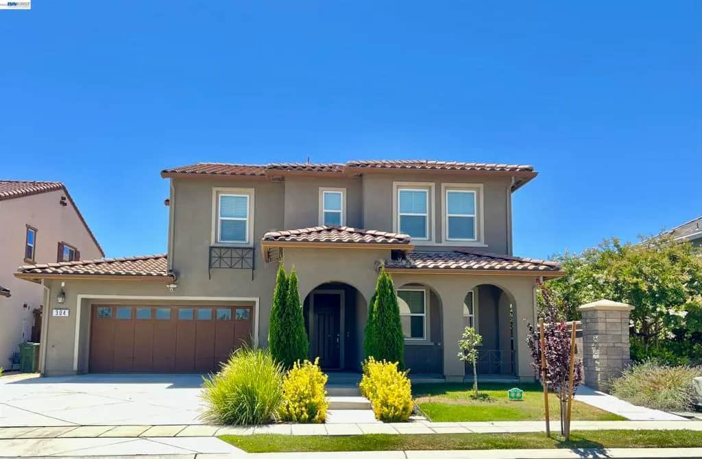 304 E Anjelina Ave, Mountain House, CA — listing photo 1