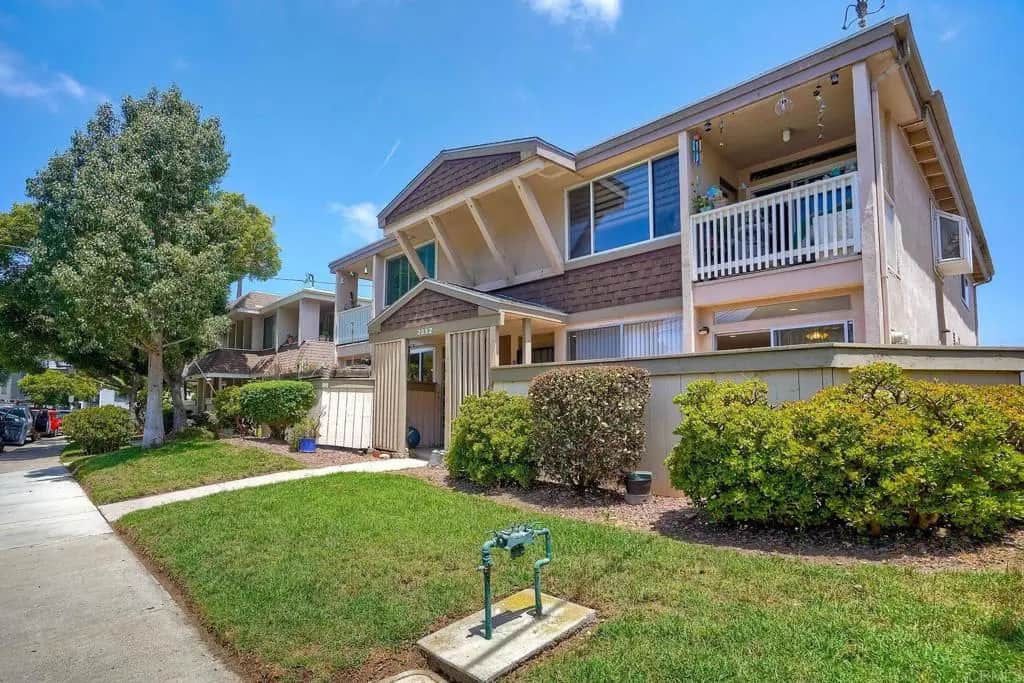 3852 Basilone 2, San Diego, CA — listing photo 1