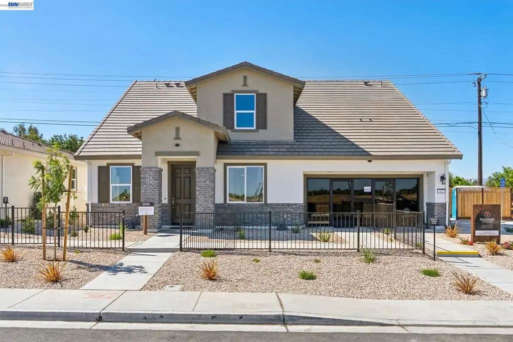 658 West Cliff St, Oakley, CA — listing photo 1