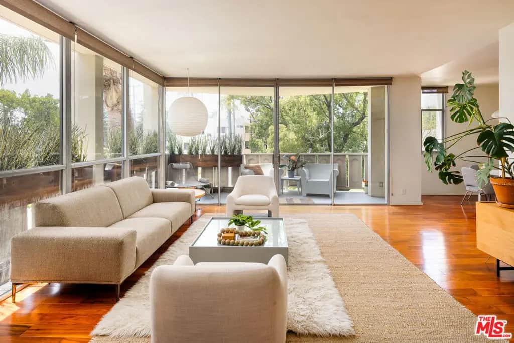 4455 Los Feliz Boulevard 207, Los Angeles, CA — listing photo 1