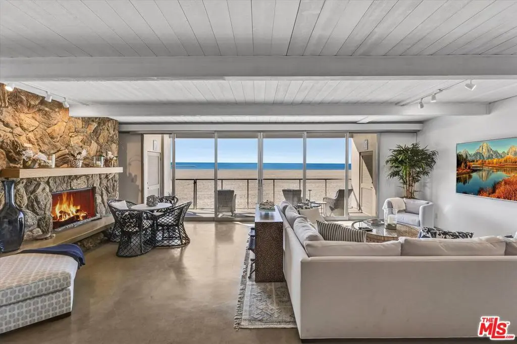 1 Spinnaker Street 2, Marina Del Rey, CA — listing photo 1