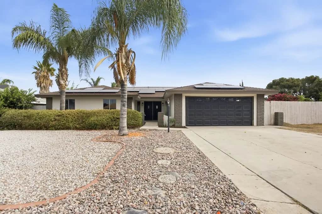 41674 Mayberry Avenue, Hemet, CA — listing photo 1