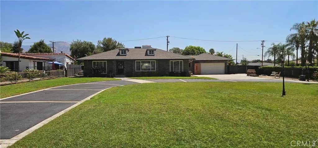 3037 Valencia, San Bernardino, CA — listing photo 1