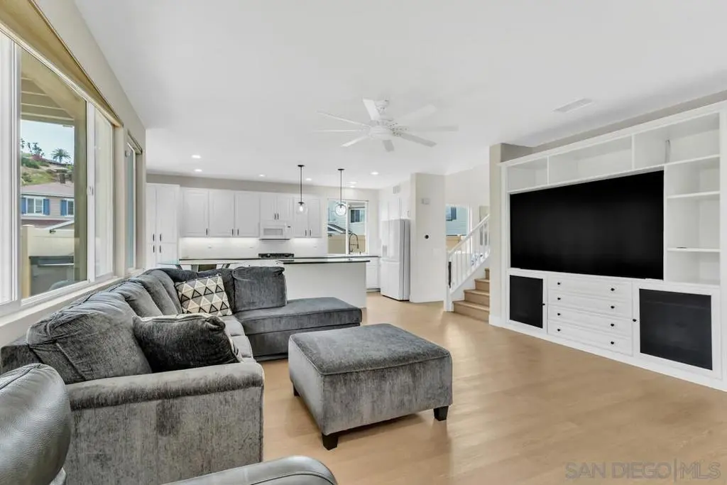 2950 W Canyon Ave, San Diego, CA — listing photo 1