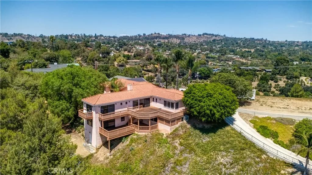 1553 Amate, La Habra Heights, CA — listing photo 1