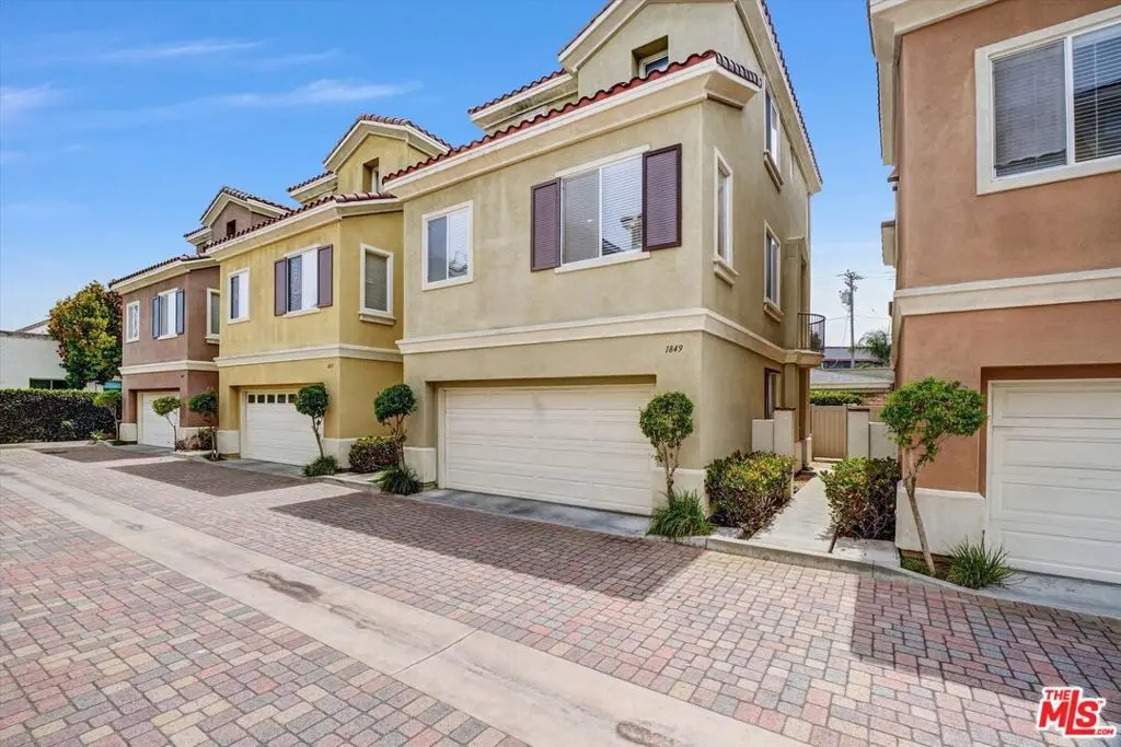 1849 W 213th Street, Torrance, CA — listing photo 1